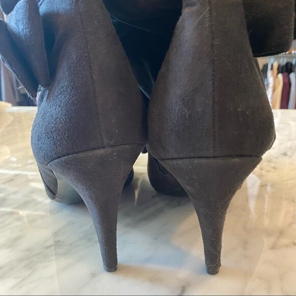 Jessica Simpson Women's Black Micro Suede Zip Up Boots w/Bow Detail Size 9 - Picture 6 of 16